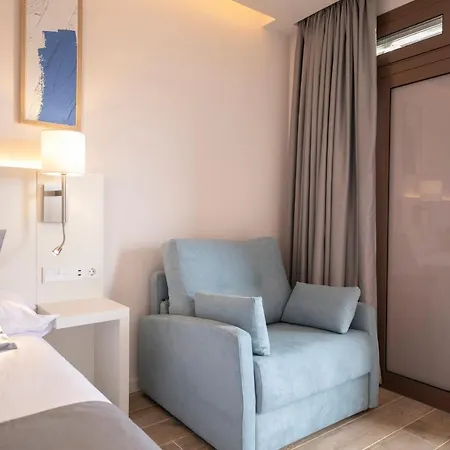 Mas Torrellas Hotel