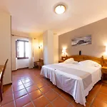 Hotel Mas Torrellas 4*